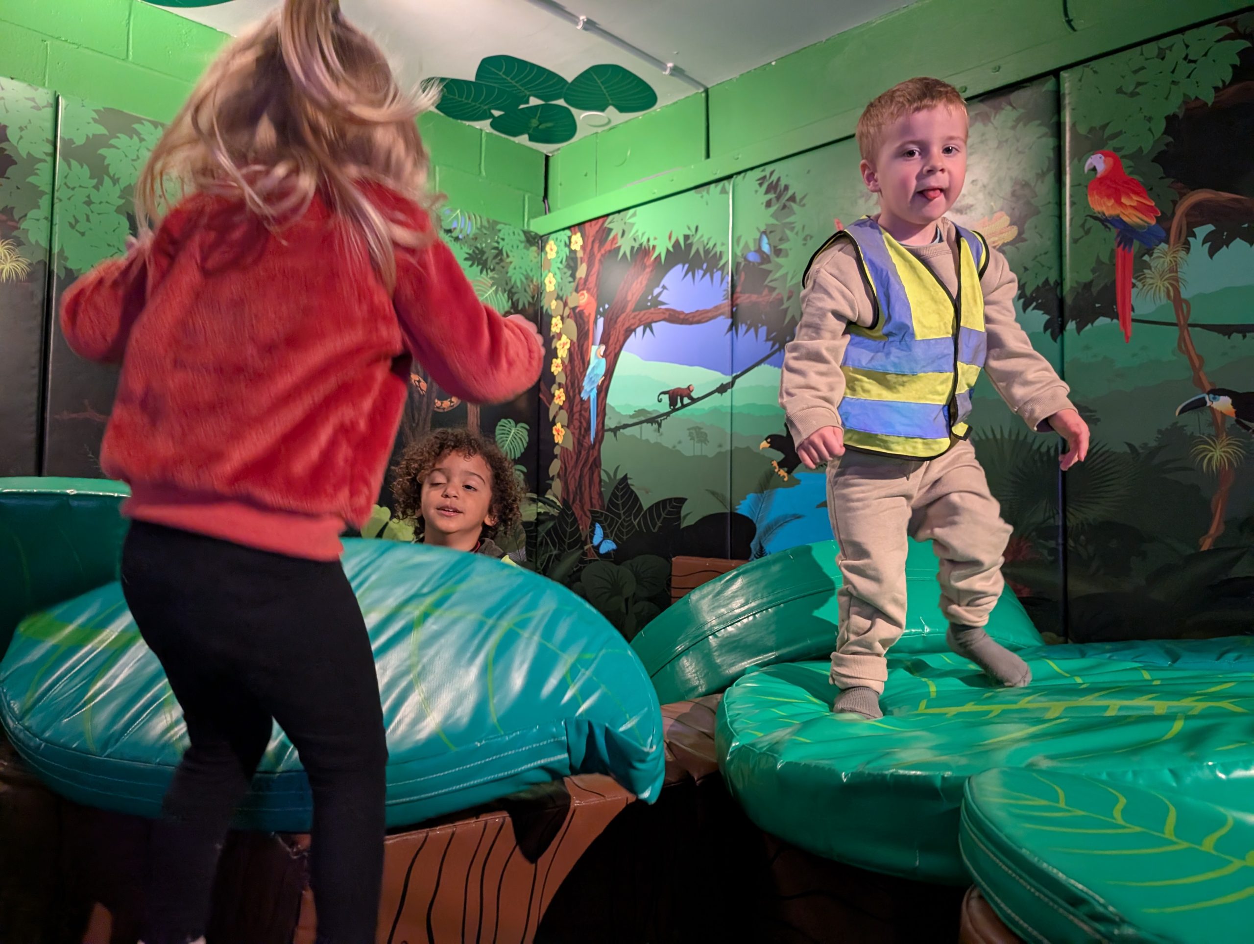 PXL_20251014_103632470