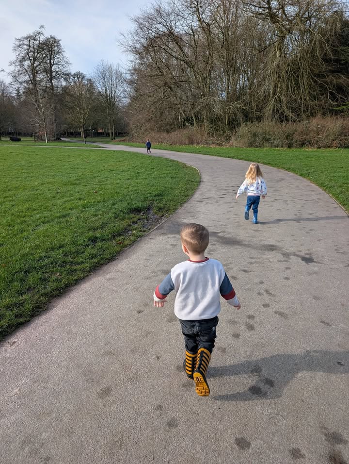 Ash & Claire Childminders 