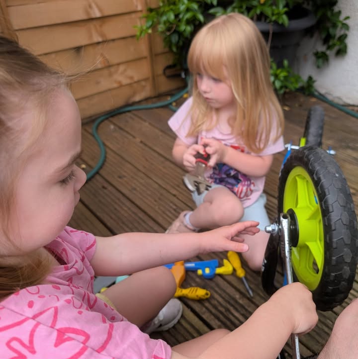 Ash & Claire Childminders 